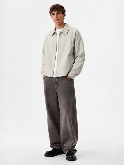 Pull & Bear Jacket- crop fit full zipper unisex korean fit with inner lining.